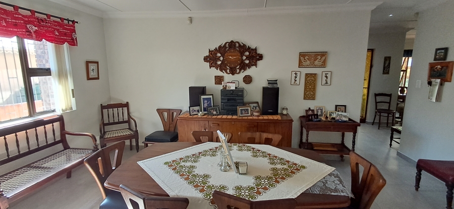 3 Bedroom Property for Sale in Wavecrest Eastern Cape